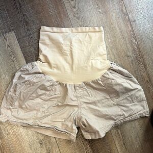 Motherhood Maternity Overbelly Kahki Shorts XL